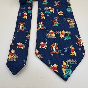 Winnie the Pooh and Friends‎ Silk Tie, EUC, Illustrated Patterned Necktie